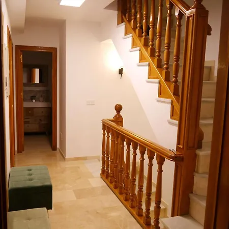 בית נופש Casa Gibraltar אסטפונה