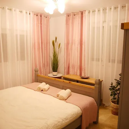Casa Gibraltar בית נופש אסטפונה